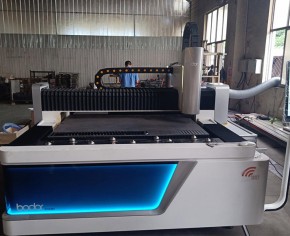 全自動激光切割機(jī)